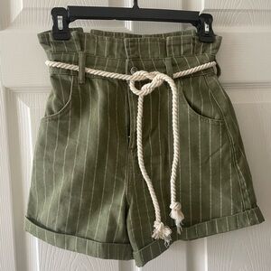 TopShop, green striped shorts, high-waisted.